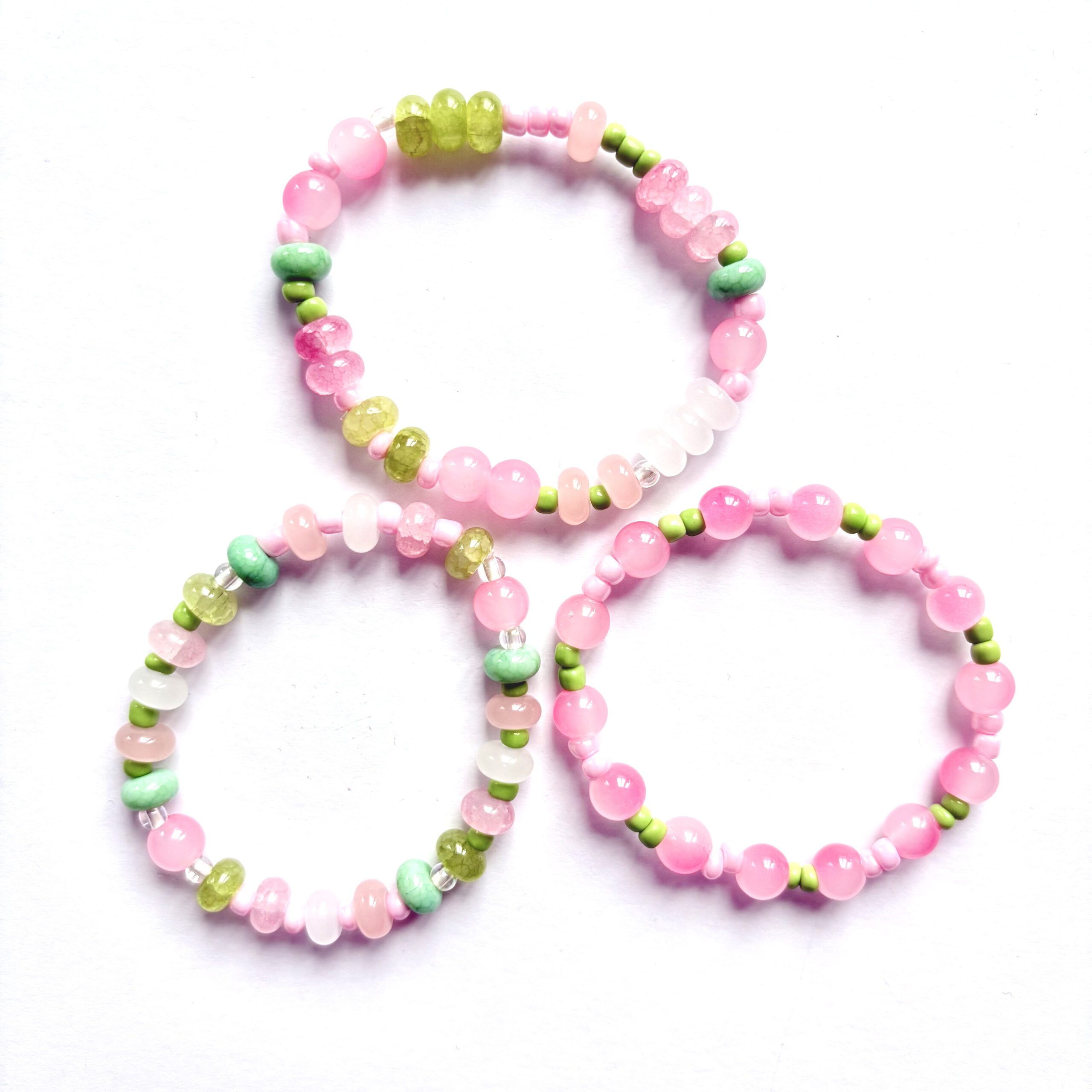 apple crisp jewellery making set (copy) apple crisp jewellery making set. 1 necklace and 3 bracelets in pink and green colours